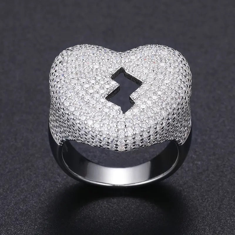 Anello “Fractured Heart” Argento 925 & VVS Moissanite