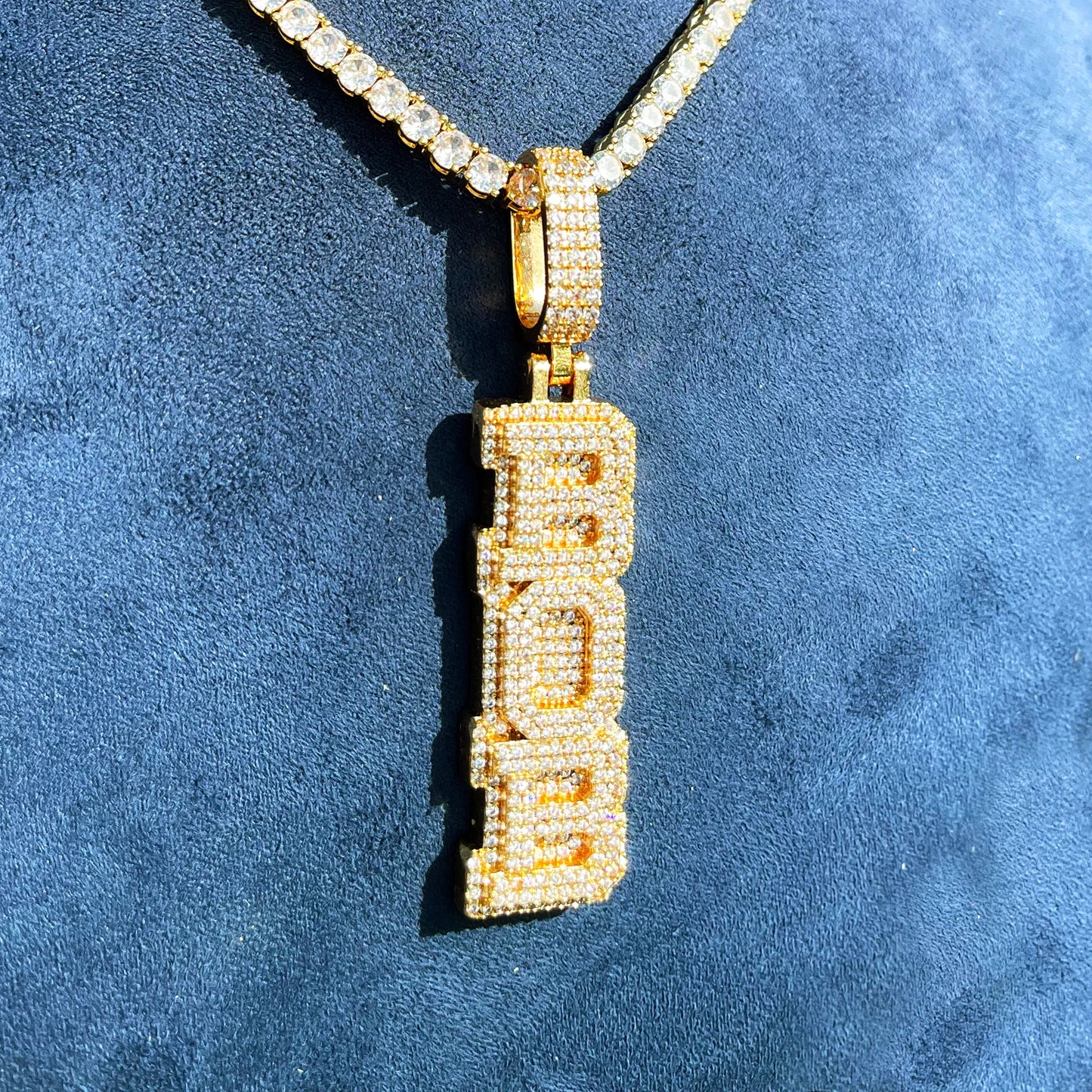Ciondolo Custom "Urban Vertical"