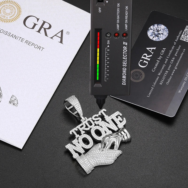 Ciondolo "Trust No One" Argento 925 & VVS Moissanite / Zirconi