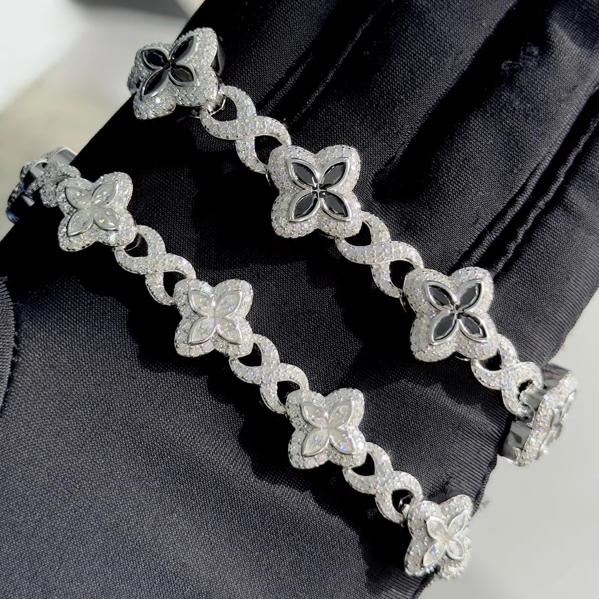 Bracciale "Colors Infinity Clover" 13mm Argento 925 & VVS Moissanite