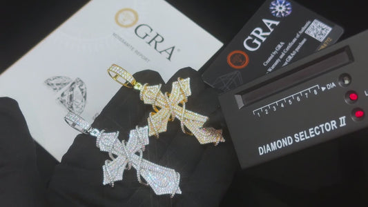 Ciondolo "Wrapped Cross" Argento 925 & VVS Moissanite